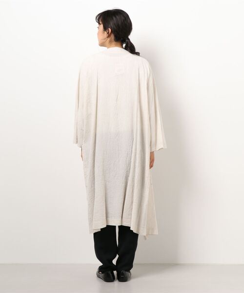 Plantation（プランテーション）の「ラックスcrepe / コート / L-line（チェスターコート・レディース・ベージュ/ネイビー/その他3・02）」の6枚目の写真