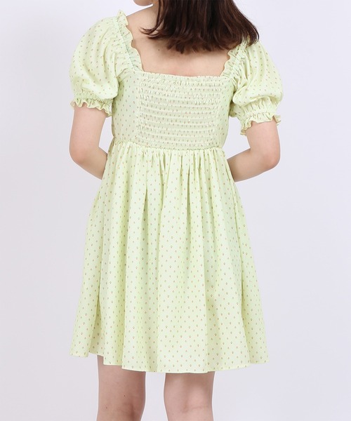 PUNYUS（プニュズ）の「小花柄スクエアネックワンピース（ワンピース・レディース・ブラック/グリーン/ライトイエロー/ライトピンク・1/2/4/3）」の19枚目の写真