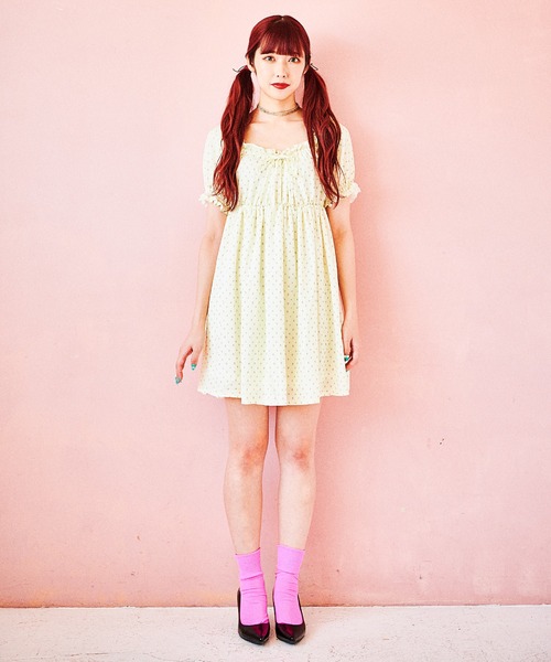 PUNYUS（プニュズ）の「小花柄スクエアネックワンピース（ワンピース・レディース・ブラック/グリーン/ライトイエロー/ライトピンク・1/2/4/3）」の8枚目の写真