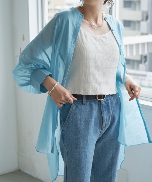 DISCOAT（ディスコート）の「シアーバンドカラーシャツ（シャツ/ブラウス・レディース・ホワイト系その他/サックスブルー/ピンクベージュ・FREE）」の2枚目の写真
