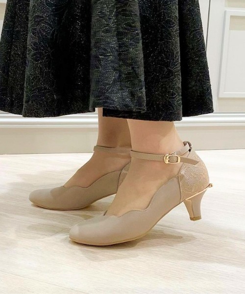 JELLY BEANS（ジェリービーンズ）の「ヒールリボンフラワーカットパンプス<ふわさら>(204-42717)JELLY BEANS(ジェリービーンズ)（パンプス・レディース・ブラック/ピンク/ダークベージュ/ライトグレー/スモークピンク・23/24/24.5/23.5/22.5/21.5/22/25/25.5）」の21枚目の写真