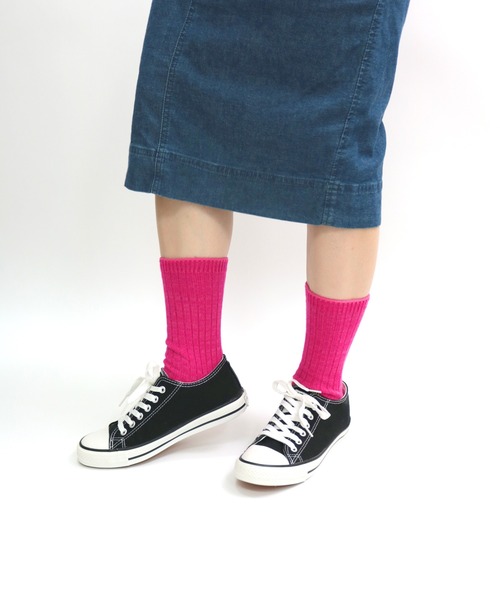 TAWARA（タワラ）の「メリノウールミックスリブクルーソックス（ソックス/靴下・レディース・ピンク/グリーン/レッド/マスタード/ネイビー/ターコイズブルー/オレンジ/杢グレー/ブラック・M/S）」の7枚目の写真