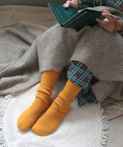 TAWARA（タワラ）の「メリノウールミックスリブクルーソックス（ソックス/靴下・レディース・ピンク/グリーン/レッド/マスタード/ネイビー/ターコイズブルー/オレンジ/杢グレー/ブラック・M/S）」の19枚目の写真