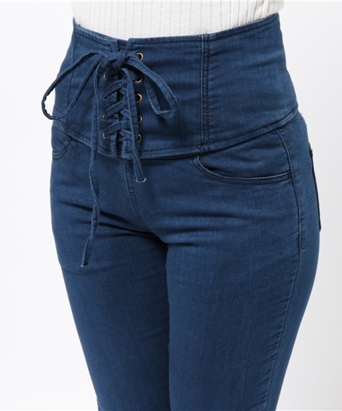 WEGO（ウィゴー）の「WEGO/レースアップハイウエストスキニーパンツ（デニムパンツ・レディース・インディゴブルー/ダークインディゴブルー/ライトインディゴブルー・MEDIUM/LARGE）」の15枚目の写真