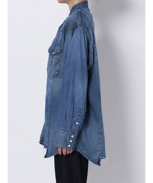 Ungrid（アングリッド）の「Wrangler別注 リメイクデニムシャツ（シャツ/ブラウス・レディース・ブラック/ブルー・FREE）」の16枚目の写真