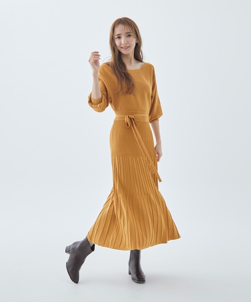 フレアニットワンピース