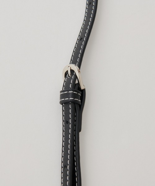 COLONY 2139（コロニートゥーワンスリーナイン）の「フラップ付きスマホショルダー（ショルダーバッグ・レディース・ブラック/モカ・FREE）」の11枚目の写真