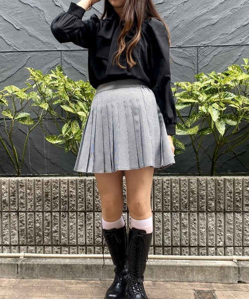 WEGO（ウィゴー）の「WEGO/ボウタイブラウス（シャツ/ブラウス・レディース・ブラック/ホワイト/マルチ/ホワイト系その他・FREE）」の19枚目の写真