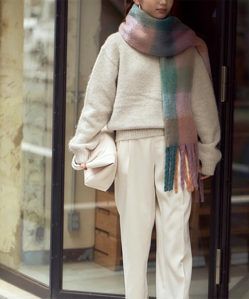 titivate（ティティベイト）の「ﾎﾞﾘｭｰﾑﾁｪｯｸﾏﾌﾗｰ/ｽﾄｰﾙ（マフラー・レディース・パープル/イエロー/グリーン・FREE）」の22枚目の写真