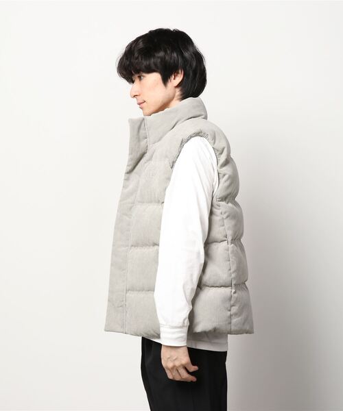 Guess（ゲス）の「Corduroy Down Vest（ダウンベスト・メンズ・ライトグレー/ベージュ・SMALL/LARGE/MEDIUM）」の11枚目の写真