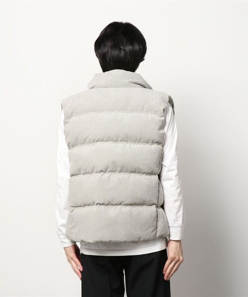 Guess（ゲス）の「Corduroy Down Vest（ダウンベスト・メンズ・ライトグレー/ベージュ・SMALL/LARGE/MEDIUM）」の12枚目の写真