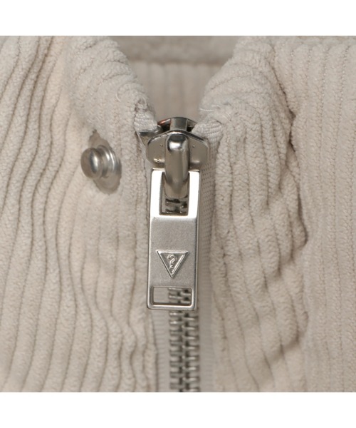 Guess（ゲス）の「Corduroy Down Vest（ダウンベスト・メンズ・ライトグレー/ベージュ・SMALL/LARGE/MEDIUM）」の5枚目の写真