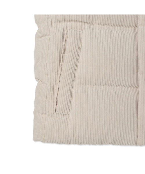 Guess（ゲス）の「Corduroy Down Vest（ダウンベスト・メンズ・ライトグレー/ベージュ・SMALL/LARGE/MEDIUM）」の7枚目の写真