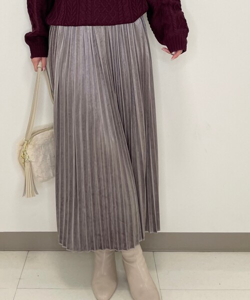 Cutie Blonde(キューティーブロンド)の「◆【S-L】ベロアプリーツスカート(スカート・レディース・ピンク系/ダークグレー/ナチュラル・03/01/02)」の9枚目の写真