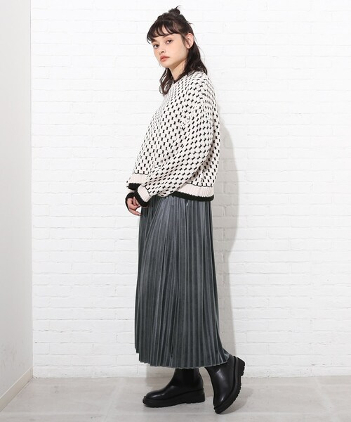 Cutie Blonde(キューティーブロンド)の「◆【S-L】ベロアプリーツスカート(スカート・レディース・ピンク系/ダークグレー/ナチュラル・03/01/02)」の22枚目の写真