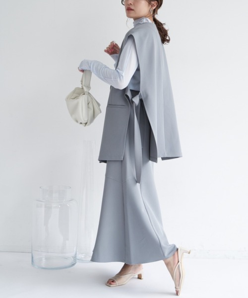 VANNIE U(ヴァニーユー)の「フラットリボンベスト/セットアップ着用可能商品/ウエストリボンアレンジでマルチWAYに(ベスト・レディース・ライトブルー/アイボリー/ブラック/ベージュ/ピンク・FREE)」の20枚目の写真