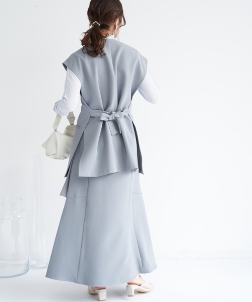 VANNIE U(ヴァニーユー)の「フラットリボンベスト/セットアップ着用可能商品/ウエストリボンアレンジでマルチWAYに(ベスト・レディース・ライトブルー/アイボリー/ブラック/ベージュ/ピンク・FREE)」の21枚目の写真