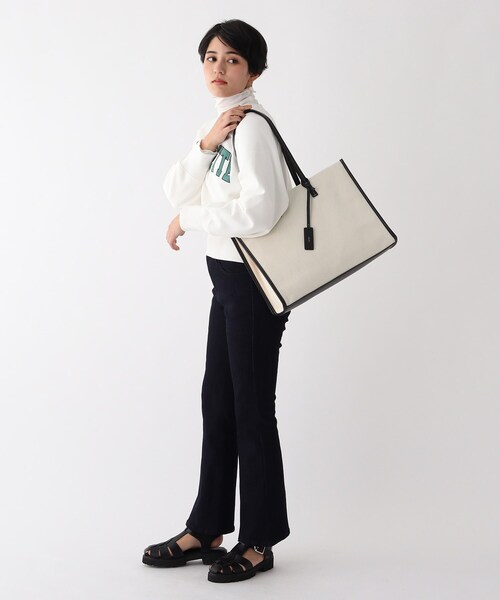 OPAQUE.CLIP（オペークドットクリップ）の「◆アソートスクエアビッグトートバッグ（トートバッグ・レディース・オフホワイト/キャメル・00）」の8枚目の写真