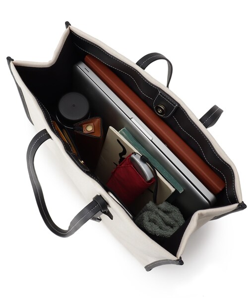 OPAQUE.CLIP（オペークドットクリップ）の「◆アソートスクエアビッグトートバッグ（トートバッグ・レディース・オフホワイト/キャメル・00）」の9枚目の写真