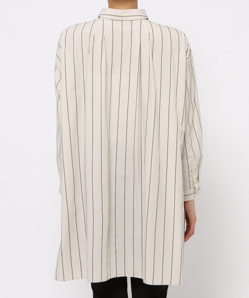 LEPSIM（レプシィム）の「【お花の種が入ったタグ付き】フラワーシードチュニック　262607（シャツ/ブラウス・レディース・パープル/ブルー/グレイッシュベージュ・FREE）」の11枚目の写真