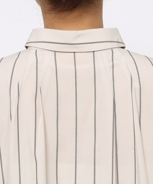 LEPSIM（レプシィム）の「【お花の種が入ったタグ付き】フラワーシードチュニック　262607（シャツ/ブラウス・レディース・パープル/ブルー/グレイッシュベージュ・FREE）」の16枚目の写真