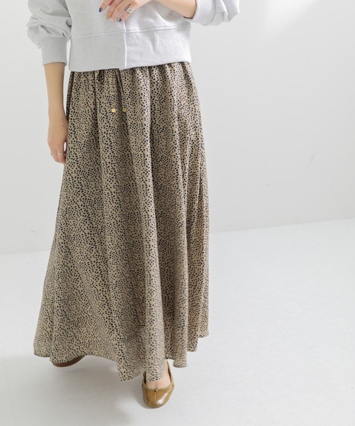 ITEMS URBANRESEARCH(アイテムズ アーバンリサーチ)の「レオパードロングスカート(スカート・レディース・ブラック/オフホワイト/モカ・FREE)」の3枚目の写真