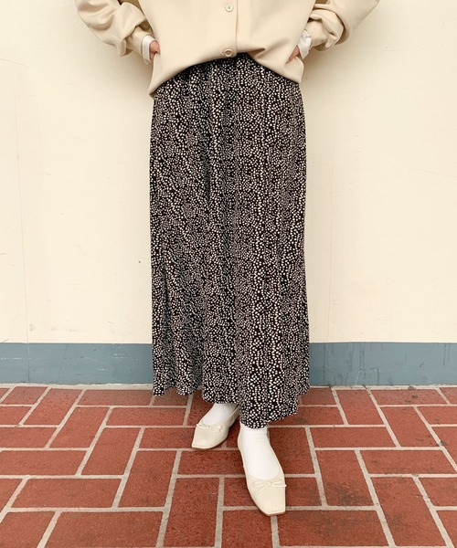 ITEMS URBANRESEARCH(アイテムズ アーバンリサーチ)の「レオパードロングスカート(スカート・レディース・ブラック/オフホワイト/モカ・FREE)」の4枚目の写真