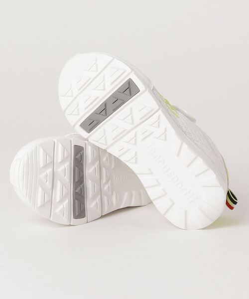 le coq sportif(ルコックスポルティフ)の「LA セーヌ ライト キッズ /ジュニア キッズ シューズ スニーカー 靴 ライフスタイル カジュアル ムーブウェア スポーツウェア(スニーカー・キッズ・ベージュ/ネイビー/ホワイト×イエロー・16.5cm/16.0cm/17.0cm/17.5cm/18.0cm/18.5cm/19.0cm/19.5cm/20.0cm/20.5cm/21.0cm/21.5cm/22.0cm)」の5枚目の写真