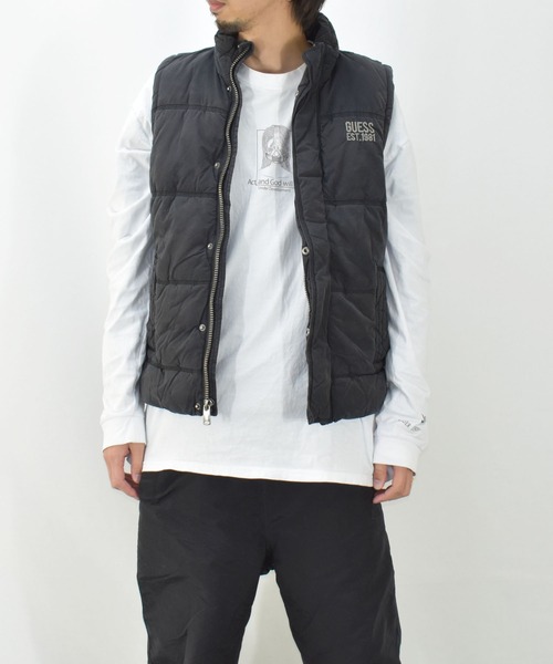 Guess(ゲス)の「【ヴィンテージ古着】GUESS/ゲス ロゴ刺繍 中綿入りベスト(ダウンベスト・メンズ・ブラック・MEDIUM)」の6枚目の写真