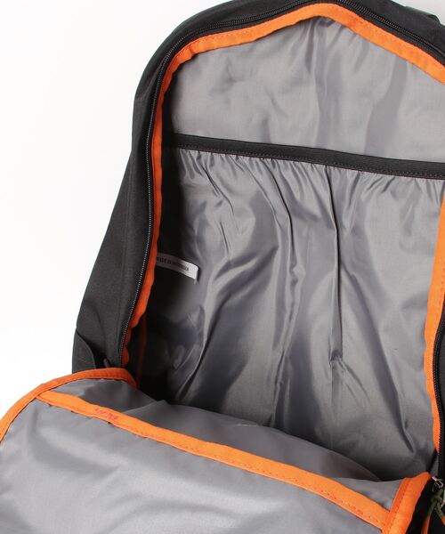 POLeR(ポーラー)の「【POLER / ポーラー】JOURNEY BAG(バックパック/リュック・メンズ・ブラック/グリーン系カモフラージュ・FREE)」の5枚目の写真