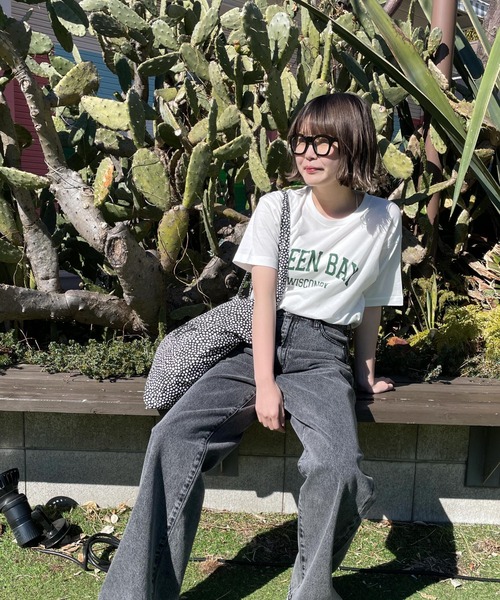 WEGO(ウィゴー)の「WEGO/ドロップショルダーカレッジロゴTシャツ(Tシャツ/カットソー・レディース・ホワイト/ライトグレー/ダークグリーン/その他1/ホワイト系その他/スミクロ・FREE)」の10枚目の写真