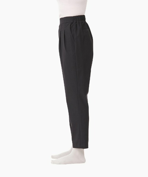 Tuche（トゥシェ）の「Tuche/トゥシェ テーパードスタイル レギンスパンツ 2タックデザイン アンクル丈（その他パンツ・レディース・ブラック/ネイビー/サンドベージュ・MEDIUM/LARGE/X-LARGE）」の14枚目の写真