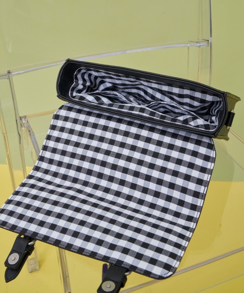 MERLOT（メルロー）の「フェイクレザーサッチェルBAG（ショルダーバッグ・レディース・ホワイト/ブラック/レッド・FREE）」の20枚目の写真