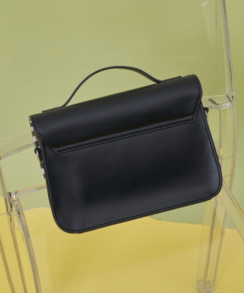 MERLOT（メルロー）の「フェイクレザーサッチェルBAG（ショルダーバッグ・レディース・ホワイト/ブラック/レッド・FREE）」の21枚目の写真