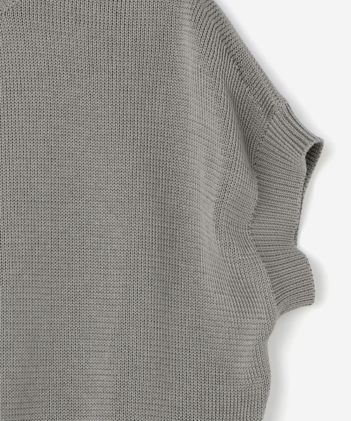 THIBAULT VAN DER STRAETE（ティボー・ヴァン・ダル・ストラット）の「THIBAULT VAN DER STRAETE | モックネックニットプルオーバー  WOMEN（ニット/セーター・レディース・イエロー/グレー/ベージュ・SMALL）」の16枚目の写真