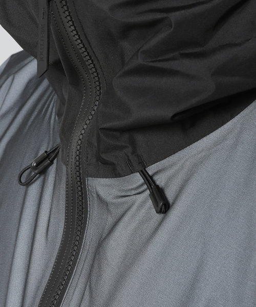 JOURNAL STANDARD relume(ジャーナルスタンダード レリューム)の「MARMOT INFUSE GORE-TEX SHAKEDRY Silent Poncho Coat(その他アウター・メンズ・ブラック・MEDIUM/LARGE)」の10枚目の写真