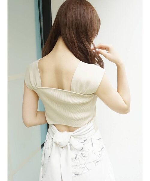 MERCURYDUO（マーキュリーデュオ）の「配色バックリボンコンパクトニット（ニット/セーター・レディース・ブラック/オフホワイト/ライム/ブルー・FREE）」の3枚目の写真