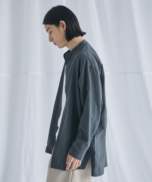 PUBLIC TOKYO(パブリックトウキョウ)の「ポリリネンバンドロングシャツ(シャツ/ブラウス・メンズ・ネイビー/ブルー/ダークグレー・2/1)」の7枚目の写真