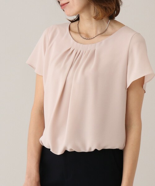 UNTITLED（アンタイトル）の「◆【オフィスにも学校行事にも】フレアスリーブ 半袖ブラウス（シャツ/ブラウス・レディース・オフホワイト/ピンク/ネイビー/サックスブルー/ナチュラル・01/02/03/04/44/48）」の5枚目の写真