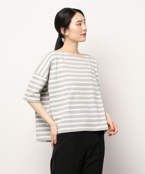 Samansa Mos2 blue（サマンサモスモスブルー）の「バスクTシャツ（Tシャツ/カットソー・レディース・イエロー/オフホワイト/グレー/チャコール/ブルー・ﾌﾘ-）」の3枚目の写真