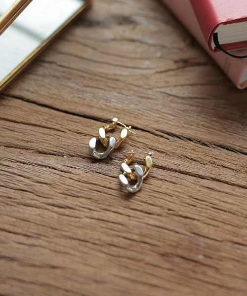 at.(アット)の「チェーンコンビピアス(ピアス(両耳用)・レディース・その他・F)」の5枚目の写真