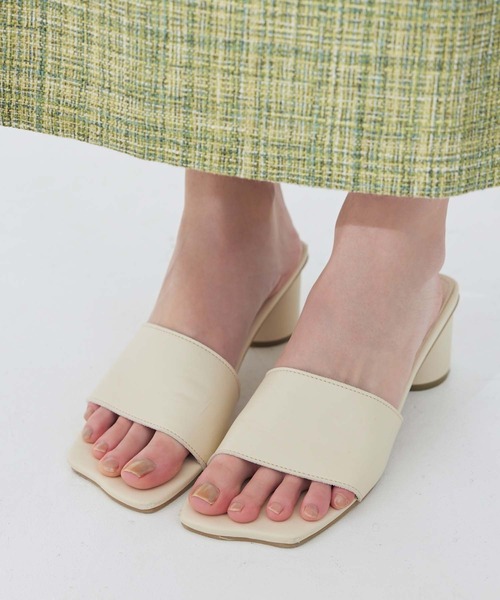 CEDNIE(セドニー)の「シリンダーヒールサンダル(サンダル・レディース・アイボリー/ブラック/ライム・22.5cm/24.0cm/23.0cm/23.5cm/24.5cm/25.0cm)」の2枚目の写真