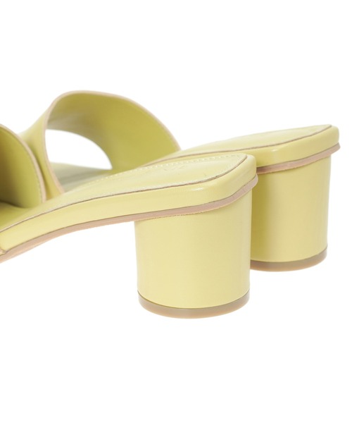 CEDNIE(セドニー)の「シリンダーヒールサンダル(サンダル・レディース・アイボリー/ブラック/ライム・22.5cm/24.0cm/23.0cm/23.5cm/24.5cm/25.0cm)」の16枚目の写真