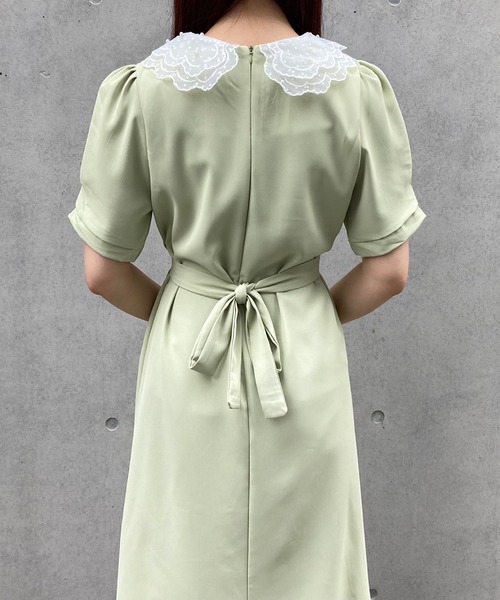 Crea titty&Co. PETIT（クレアティティーアンドコープチ）の「【Crea titty&Co.PETIT】レースカラータックミディワンピース（ワンピース・レディース・グリーン・FREE）」の2枚目の写真