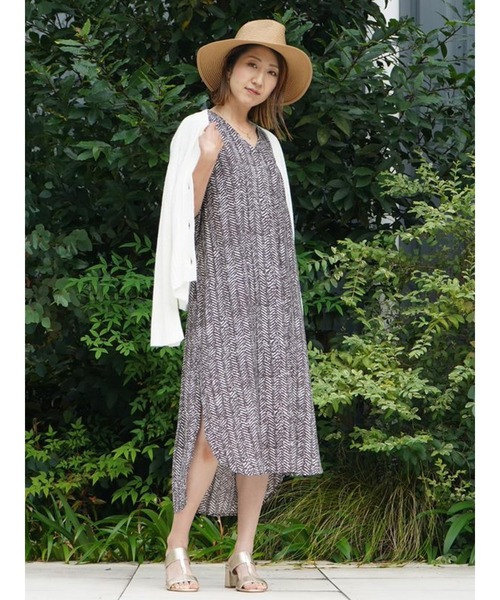 BANANA REPUBLIC FACTORY STORE(バナナリパブリック ファクトリーストア)の「BANANA REPUBLIC FACTORY STORE ミディ シャツドレス(ワンピース・レディース・ホワイト/その他・S/M/L/XS)」の8枚目の写真