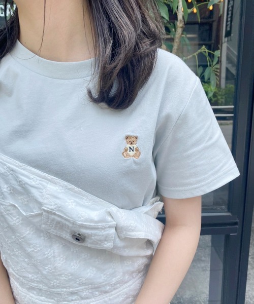 one after another NICE CLAUP（ワンアフターアナザーナイスクラップ）の「くま刺繍Tシャツ（Tシャツ/カットソー・レディース・ホワイト/ネイビー/サックスブルー/ピンク・FREE）」の4枚目の写真