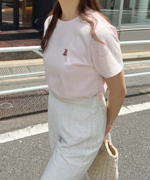 one after another NICE CLAUP（ワンアフターアナザーナイスクラップ）の「くま刺繍Tシャツ（Tシャツ/カットソー・レディース・ホワイト/ネイビー/サックスブルー/ピンク・FREE）」の6枚目の写真