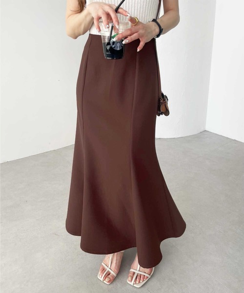 GeeRA(ジーラ)の「ストレッチマーメイドスカート(スカート・レディース・パープル/ブラウン/ブラック/アイボリー・MEDIUM/XX-LARGE/LARGE/SMALL/X-LARGE)」の4枚目の写真