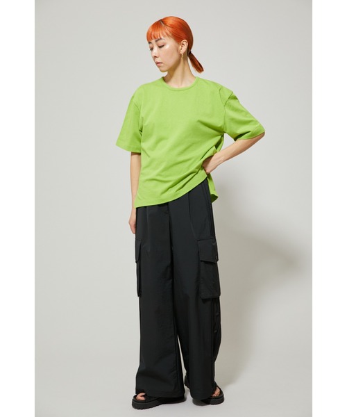 HeRIN.CYE(ヘリンドットサイ)の「Big pocket wide pants(カーゴパンツ・レディース・ブラック/ホワイト/カーキ・FREE)」の3枚目の写真