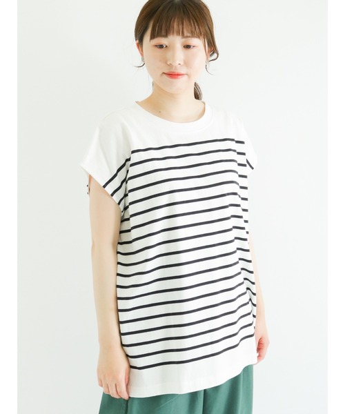 Samansa Mos2(サマンサ モスモス)の「フレンチスリーブパネルボーダーTシャツ(ニット/セーター・レディース・ブルー/パープル/ベージュ/ブラック・フリ-)」の2枚目の写真